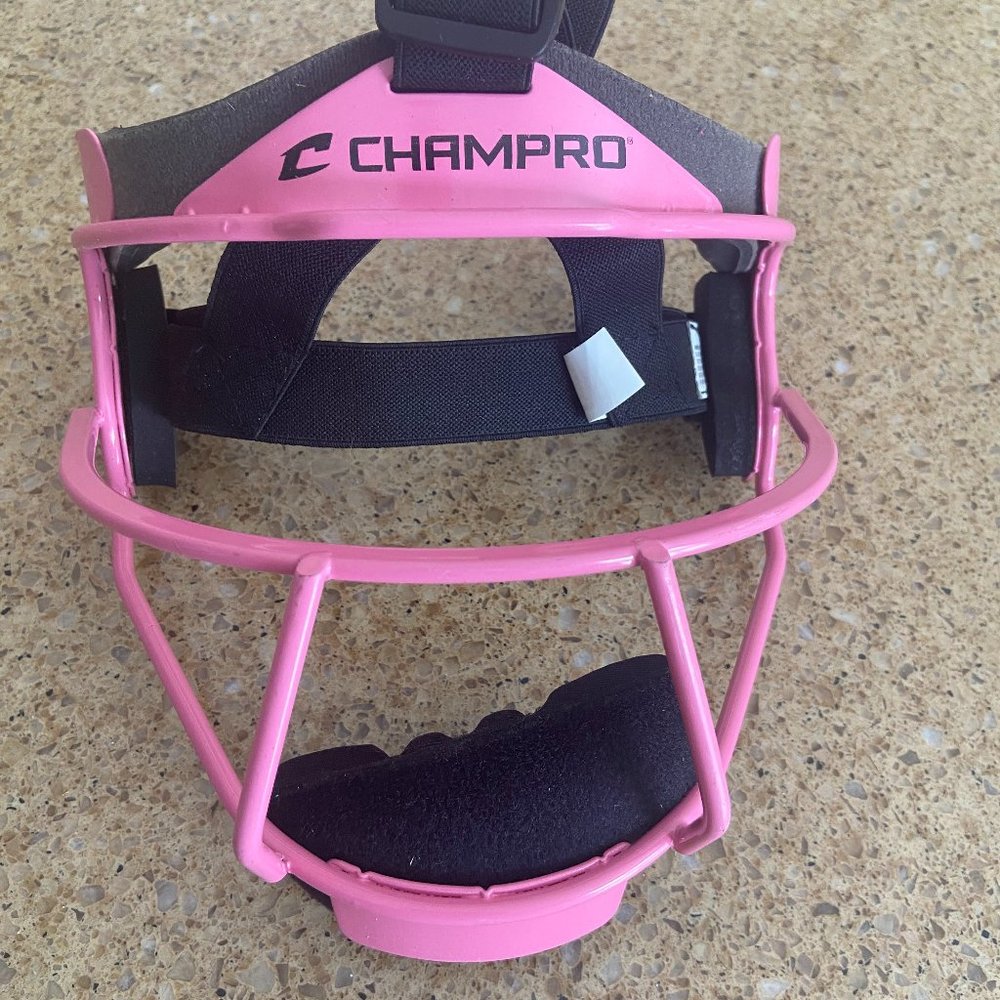 Champro Softball Fielder's Facemask - Pink